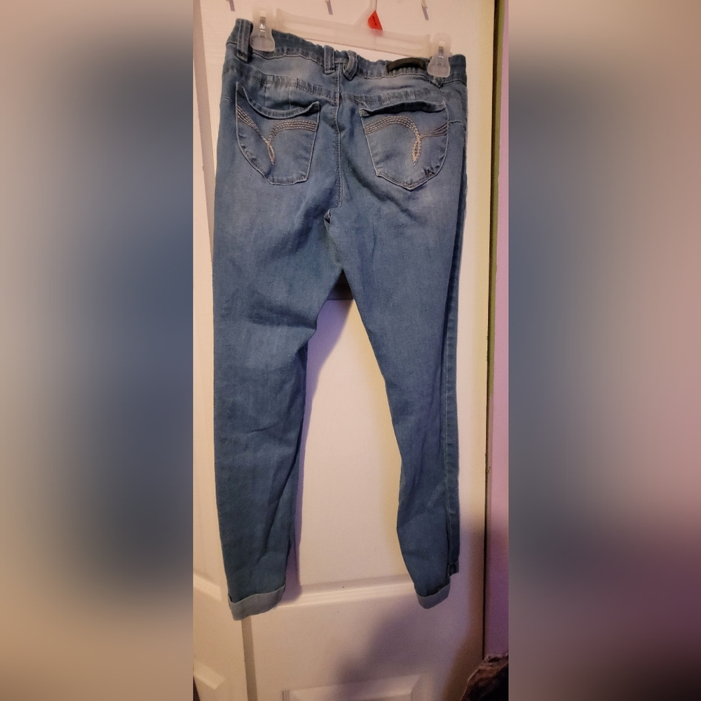 Light washed denim jeans!